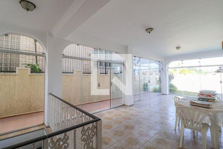 Casa à venda com 4 quartos, 320m² em Vila Romana, São Paulo