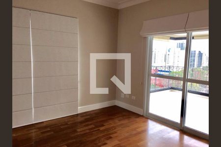 Apartamento à venda com 3 quartos, 280m² em Vila Nova Conceição, São Paulo