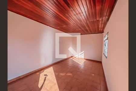 Casa à venda com 4 quartos, 217m² em Parque Oratório, Santo André