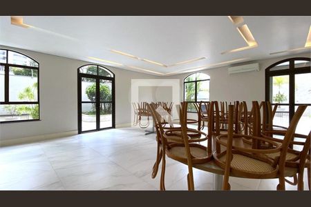 Apartamento à venda com 4 quartos, 253m² em Campo Belo, São Paulo