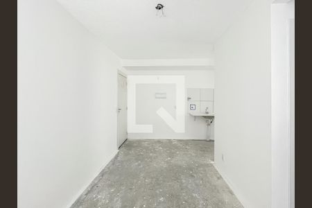 Sala de apartamento para alugar com 2 quartos, 56m² em Santo Cristo, Rio de Janeiro
