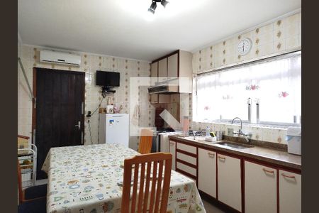 Casa à venda com 2 quartos, 125m² em Vila Aricanduva, São Paulo