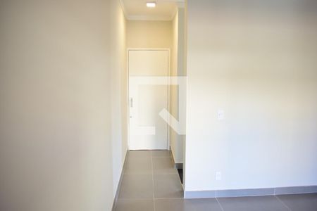 Corredor de apartamento para alugar com 3 quartos, 70m² em Jardim Palma Travassos, Ribeirão Preto