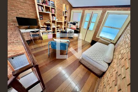 Sala 1 de casa à venda com 3 quartos, 1000m² em São Luiz, Belo Horizonte