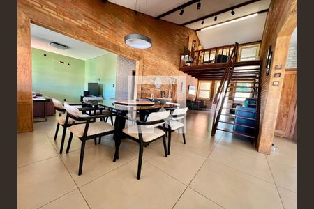 Sala 1 de casa à venda com 3 quartos, 1000m² em São Luiz, Belo Horizonte