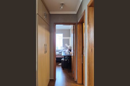 Corredor de casa de condomínio para alugar com 3 quartos, 244m² em Vila Sao Leopoldo, São Bernardo do Campo