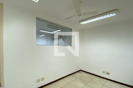 Sala de Estar de casa para alugar com 2 quartos, 148m² em Santo Antônio, Belo Horizonte