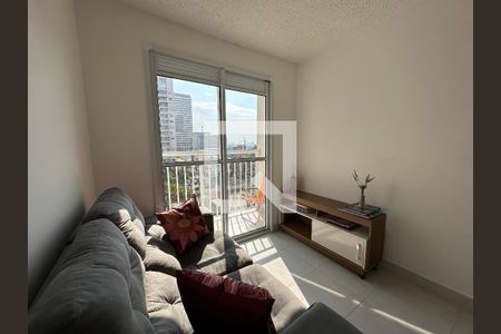 Sala/Cozinha de apartamento para alugar com 1 quarto, 29m² em Parque Industrial Tomas Edson, São Paulo