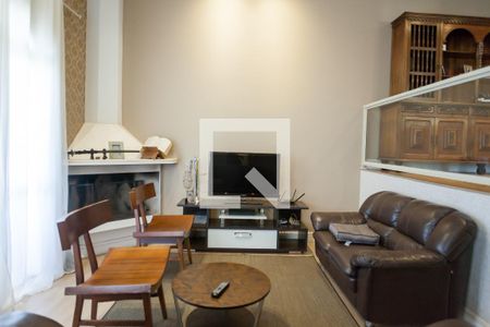 Sala de casa de condomínio para alugar com 3 quartos, 173m² em Alphaville Nova Lima, Nova Lima