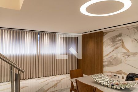 Sala 1 de apartamento à venda com 3 quartos, 190m² em Buritis, Belo Horizonte