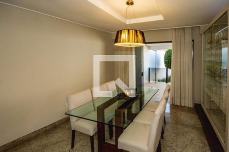 Sala de casa à venda com 3 quartos, 435m² em Castelo, Belo Horizonte