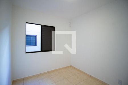 Quarto 2 de apartamento para alugar com 2 quartos, 48m² em Centro, Votorantim