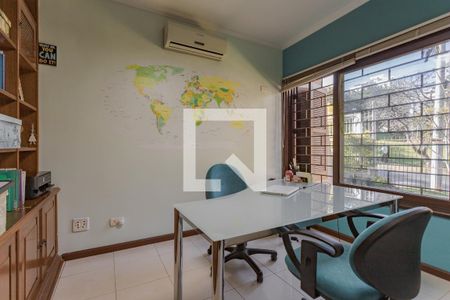 Escritório de casa à venda com 4 quartos, 470m² em Boa Vista, Porto Alegre
