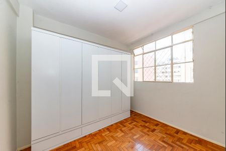 Quarto 1 de apartamento para alugar com 2 quartos, 89m² em Barro Preto, Belo Horizonte
