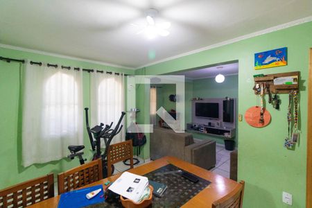 Sala de casa à venda com 4 quartos, 125m² em Vila Iapi, Campinas