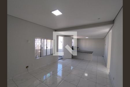 Sala de casa para alugar com 2 quartos, 100m² em Vila Brasilina, São Paulo