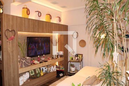 Sala de apartamento para alugar com 2 quartos, 83m² em Parque Frondoso, Cotia