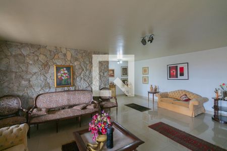 Sala 1 de casa à venda com 3 quartos, 480m² em Bandeirantes (pampulha), Belo Horizonte