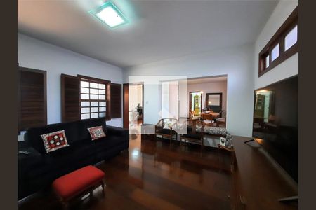 Casa à venda com 3 quartos, 277m² em Chácara Monte Alegre, São Paulo