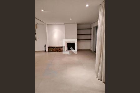 Casa à venda com 3 quartos, 318m² em Santo Amaro, São Paulo