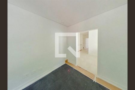 Casa à venda com 4 quartos, 415m² em Jardim Marajoara, São Paulo