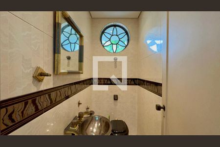 Lavabo de casa para alugar com 3 quartos, 306m² em Paraíso, São Paulo