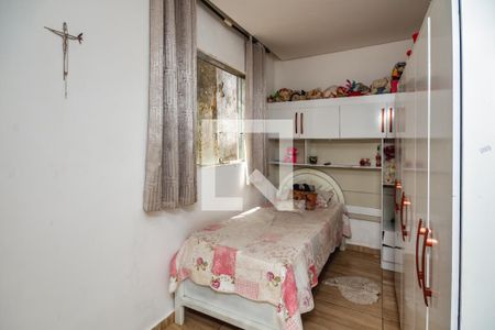 Quarto de casa à venda com 2 quartos, 300m² em Apolonia, Belo Horizonte