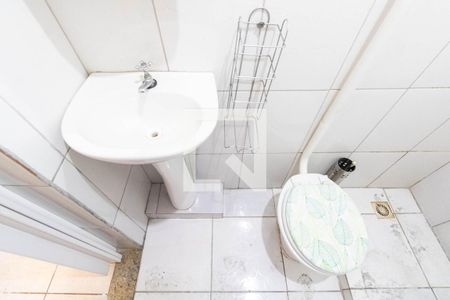 Banheiro de casa para alugar com 1 quarto, 55m² em Campo Grande, Rio de Janeiro