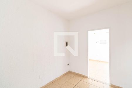 Sala de casa para alugar com 1 quarto, 55m² em Campo Grande, Rio de Janeiro