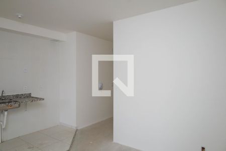 Sala/Cozinha de apartamento à venda com 2 quartos, 46m² em Vila Carmosina, São Paulo