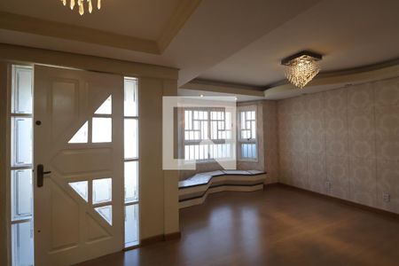 Sala 1 de casa à venda com 3 quartos, 270m² em Rio Branco, Canoas