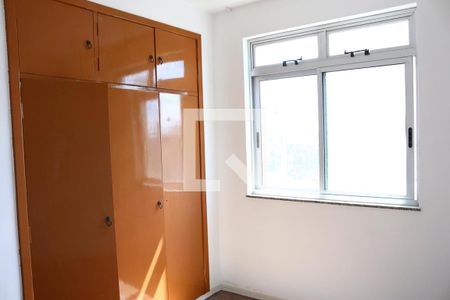 Quarto 1 de apartamento para alugar com 3 quartos, 90m² em Barro Preto, Belo Horizonte