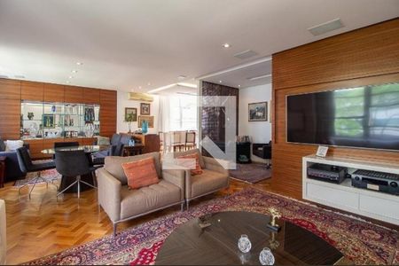 Apartamento à venda com 4 quartos, 300m² em Higienópolis, São Paulo