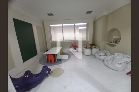 Apartamento à venda com 4 quartos, 304m² em Santa Cecilia, São Paulo