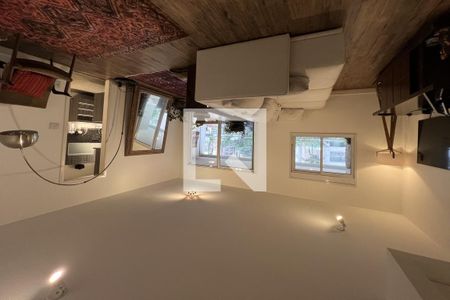 Apartamento à venda com 3 quartos, 220m² em Vila Alexandria, São Paulo