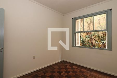 Quarto 1 de apartamento para alugar com 3 quartos, 80m² em São Geraldo, Porto Alegre