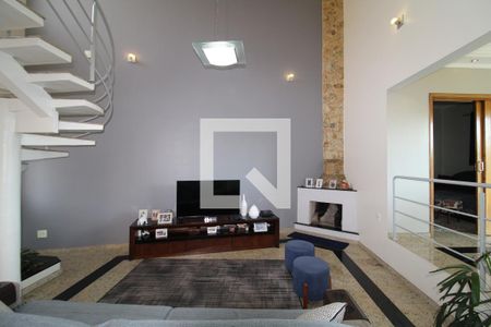 Sala 1 de casa à venda com 3 quartos, 280m² em Vila Maria Luisa, São Paulo