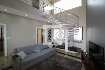 Sala 1 de casa à venda com 3 quartos, 280m² em Vila Maria Luisa, São Paulo