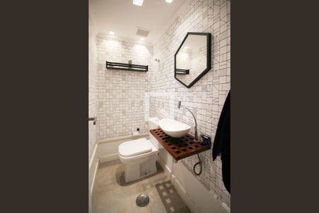 Lavabo de apartamento para alugar com 3 quartos, 288m² em Campo Belo, São Paulo