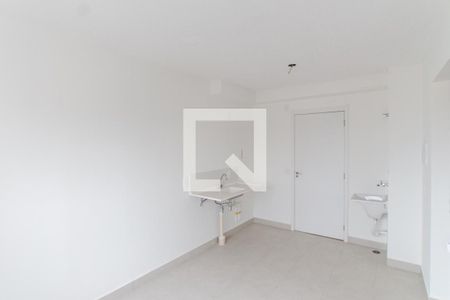 Sala e Cozinha de apartamento para alugar com 2 quartos, 32m² em Vila Maria, São Paulo