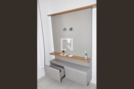 Sala de apartamento para alugar com 2 quartos, 33m² em Piqueri, São Paulo