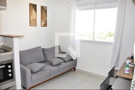 Sala de apartamento para alugar com 2 quartos, 33m² em Piqueri, São Paulo