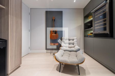 Sala de apartamento à venda com 3 quartos, 136m² em Vila Anastácio, São Paulo