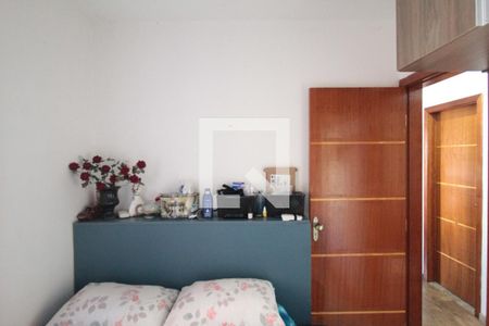 Quarto 1 de apartamento à venda com 3 quartos, 50m² em Guarani, Belo Horizonte