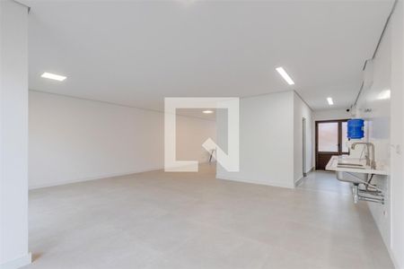 Casa à venda com 4 quartos, 292m² em Jardim Prudência, São Paulo