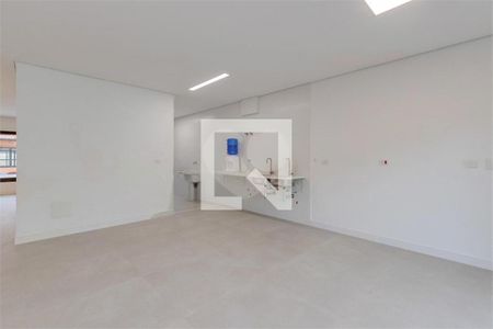 Casa à venda com 4 quartos, 292m² em Jardim Prudência, São Paulo