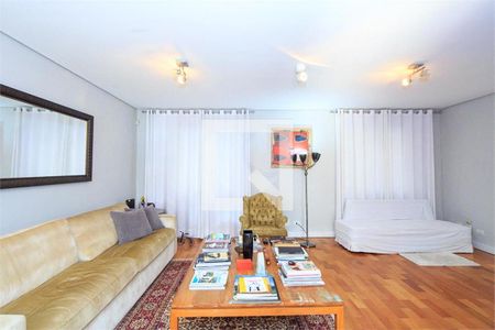 Casa à venda com 4 quartos, 369m² em Santo Amaro, São Paulo