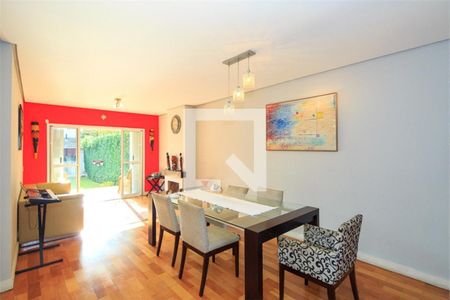 Casa à venda com 4 quartos, 369m² em Santo Amaro, São Paulo