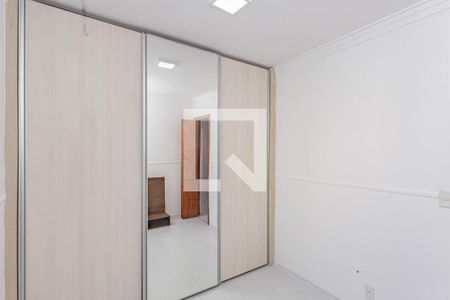 Quarto 2 de apartamento para alugar com 3 quartos, 64m² em Parque Bristol, São Paulo