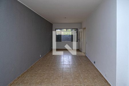 Sala de casa à venda com 4 quartos, 200m² em Bosque da Saúde, São Paulo